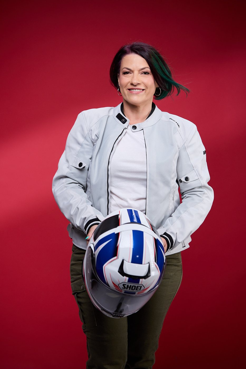 Claudia Cristea, echipament moto, cască Shoei